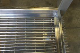 Bar Grating On Aluminum Prefabricated Stair Landings